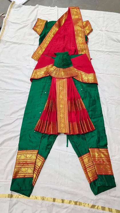 Bharatanatyam — Red & Green